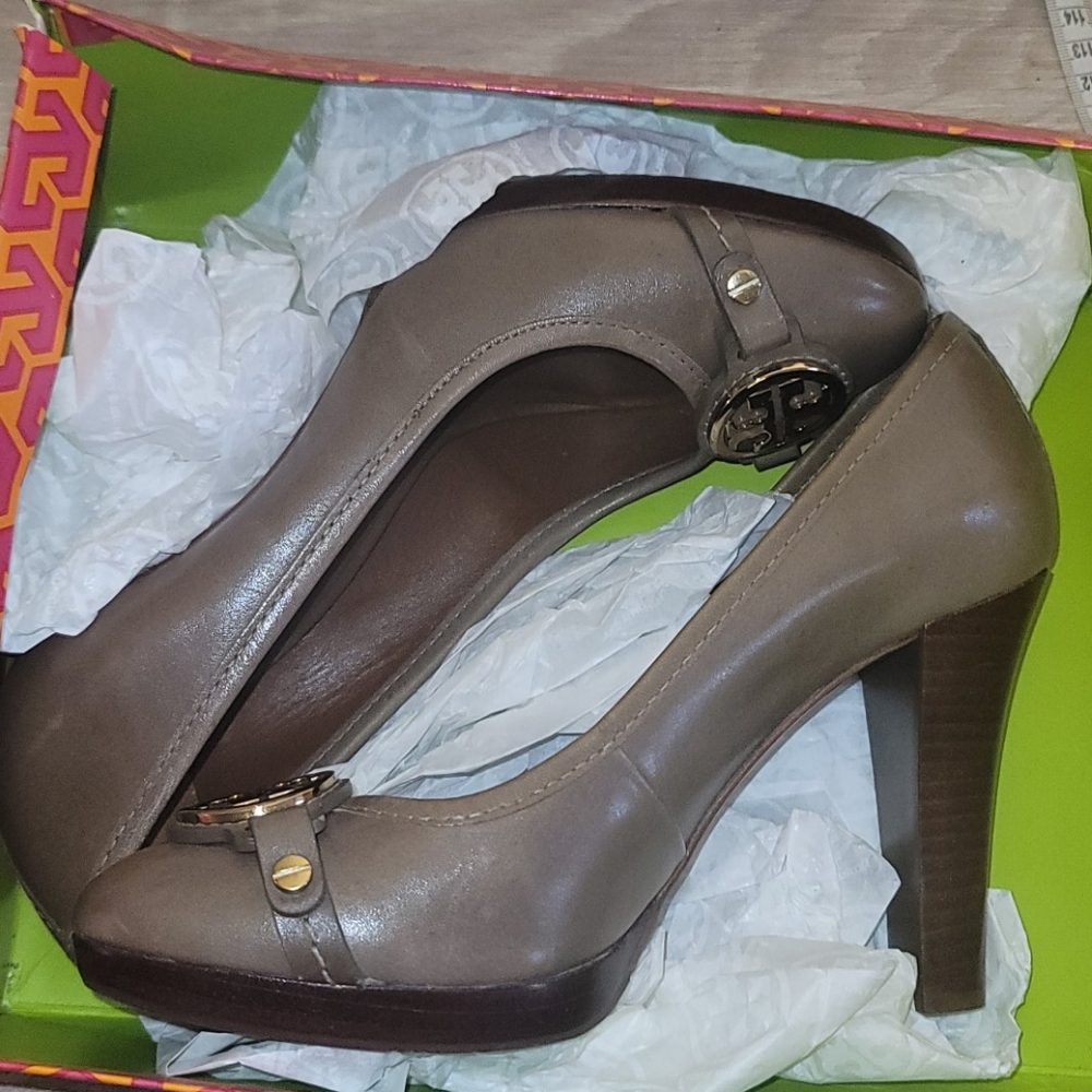 Tory burch Women's shoes Pumps High Heel

8
